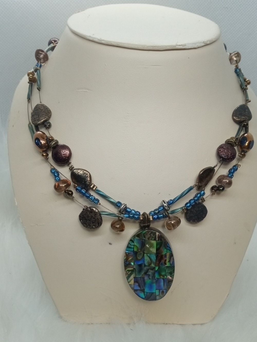 CHICO'S TRIPLE STRAND FAUX ABALONE NECKLACE
